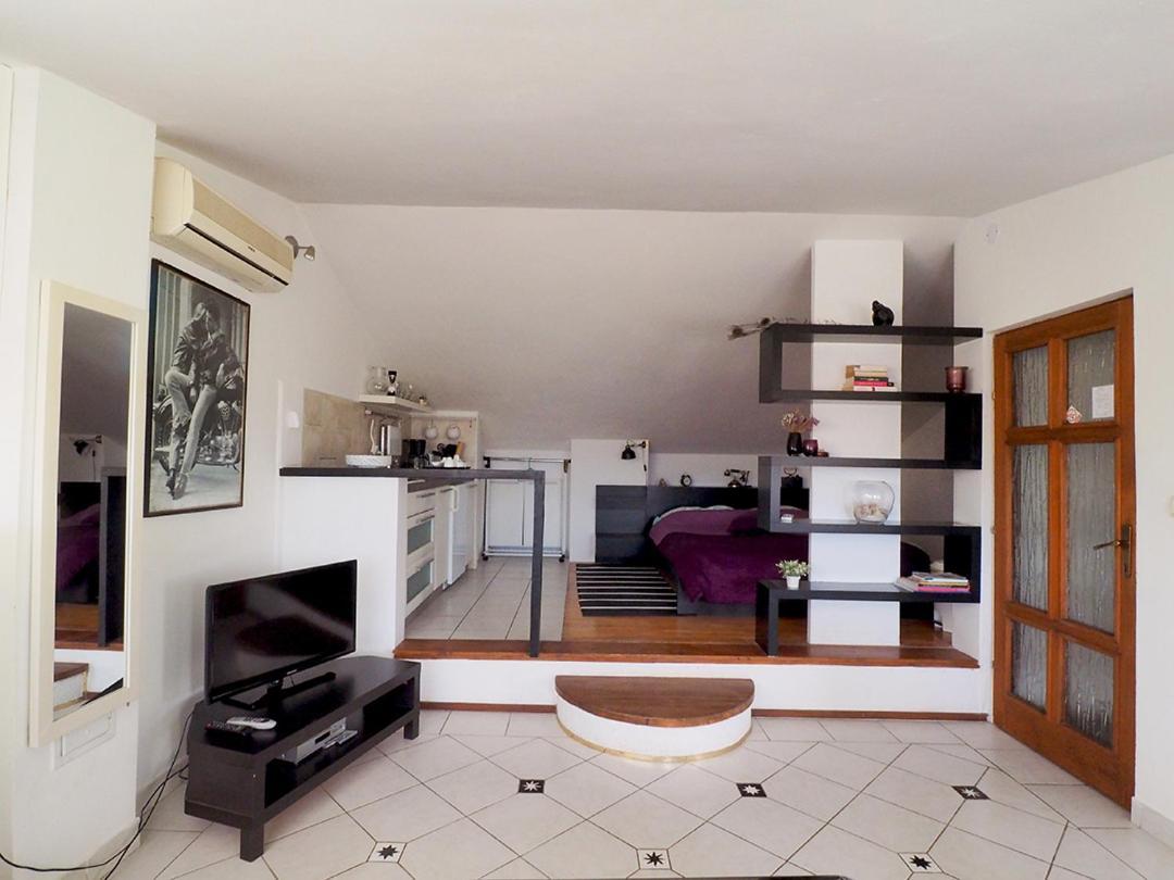 Dea Apartments Pula Pokoj fotografie