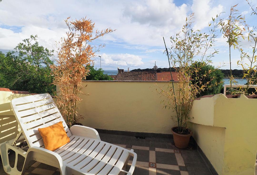 Dea Apartments Pula Pokoj fotografie